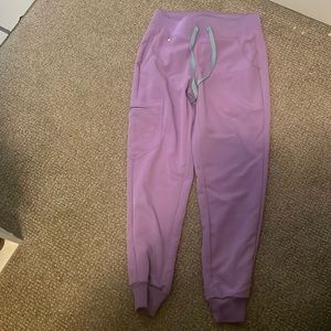 Figs jogger scrubs petite